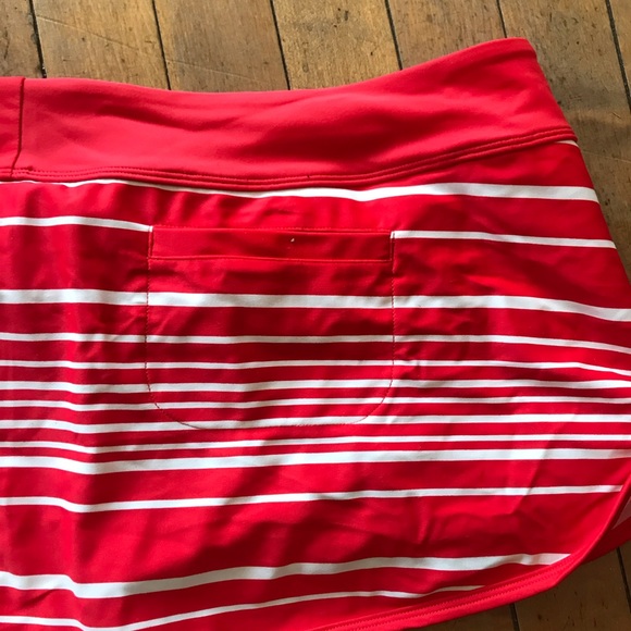 Athleta red & white golf skort - Picture 4 of 5
